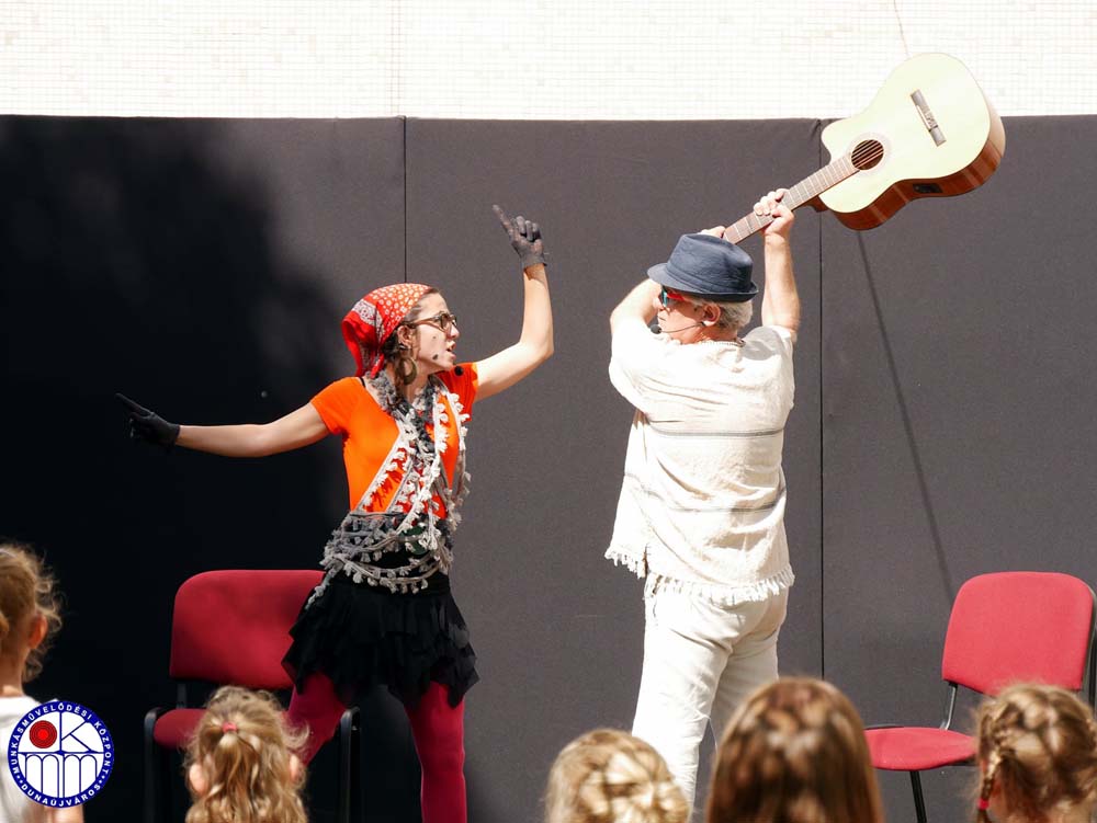 Lara Banya Tananyaga4.jpg